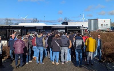 Parkplätze und Busshuttle